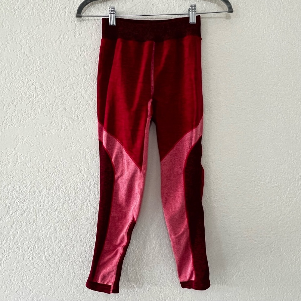 Free People FP Movement High-Rise 7/8 Length Pop Life Capri Leggings Pink Medium